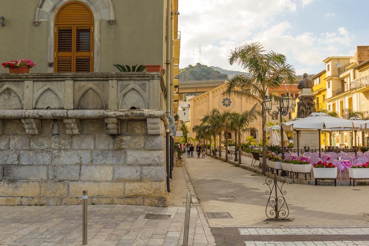Blue Wood Apartment Letojanni Εξωτερικό φωτογραφία